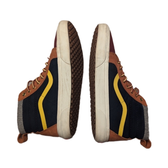 Vans Customs Sk8-Hi MTE Suede Sneaker - Picture 7 of 10